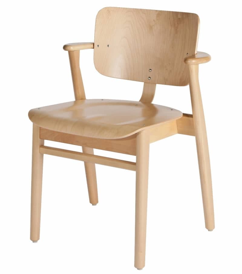 fauteuil “Domus” par Artek